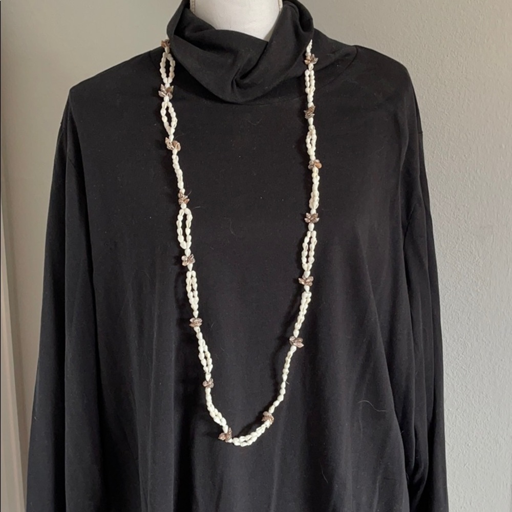 Tiny shells extra long necklace